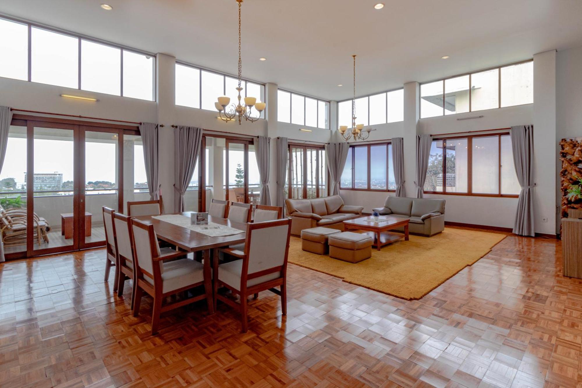 Family Only Amazing City View Villa - De Reiz Firen Syariah 반둥 외부 사진